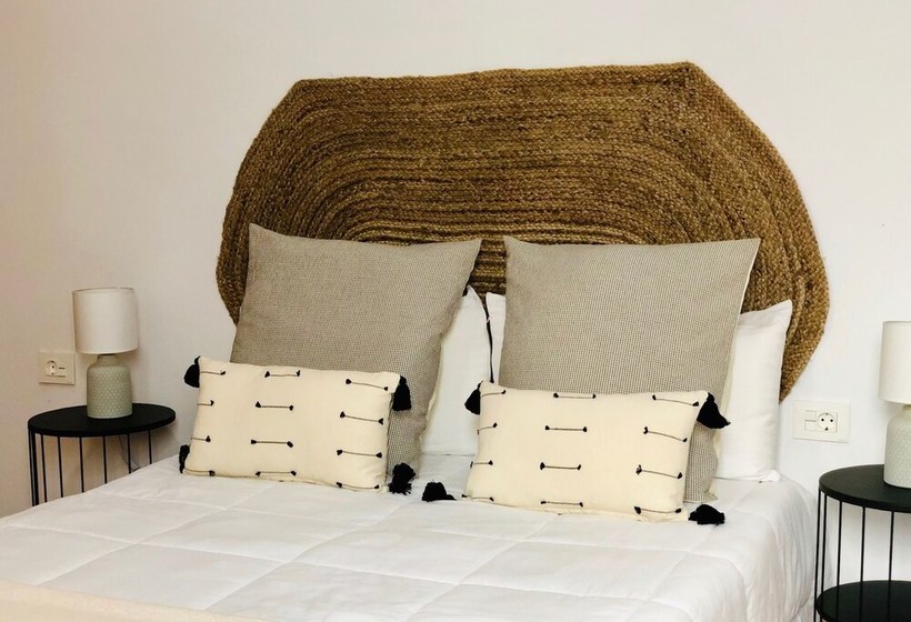 Canaryislandshost L Surf Lanzarote