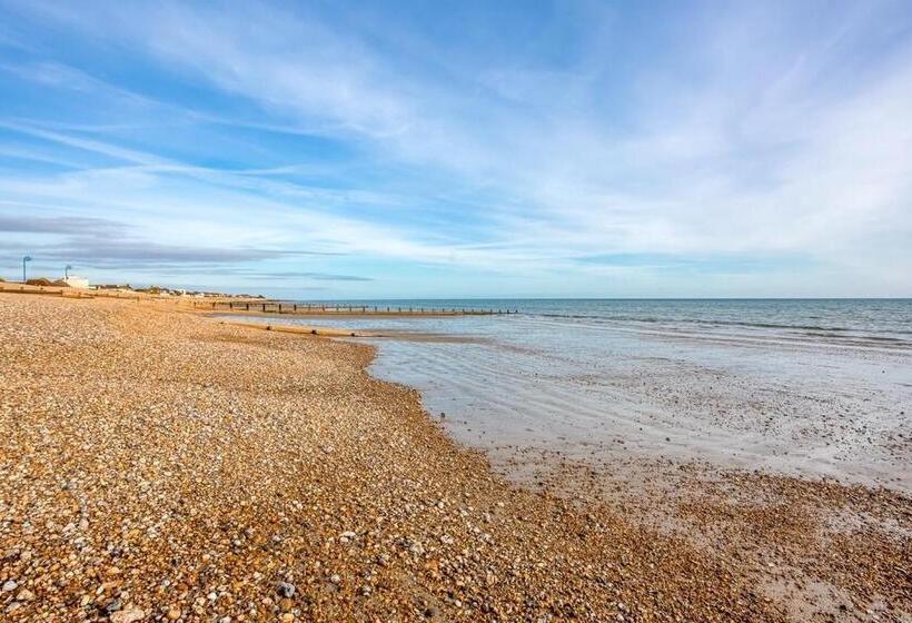 The Coast House B&b And Spa