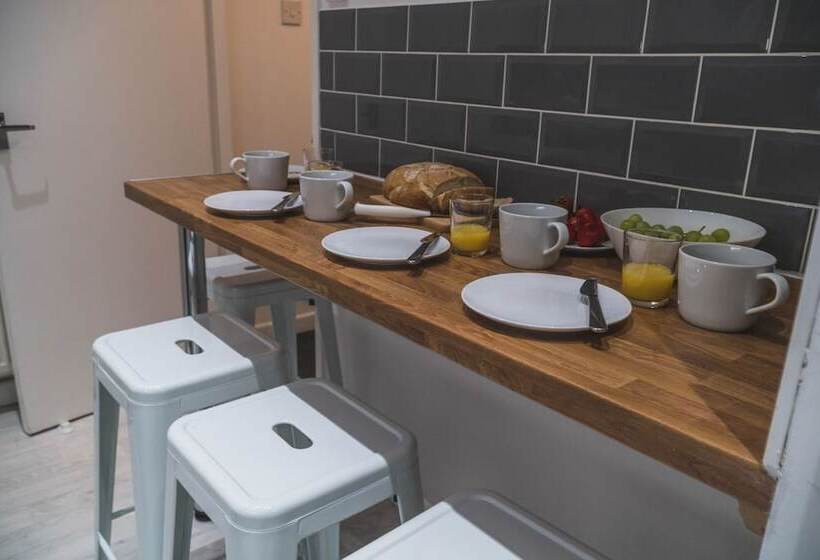 Town Street Apartment