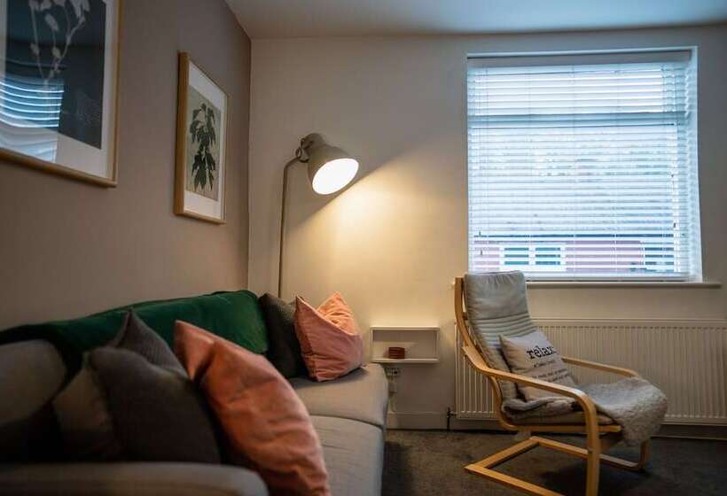 Town Street Apartment