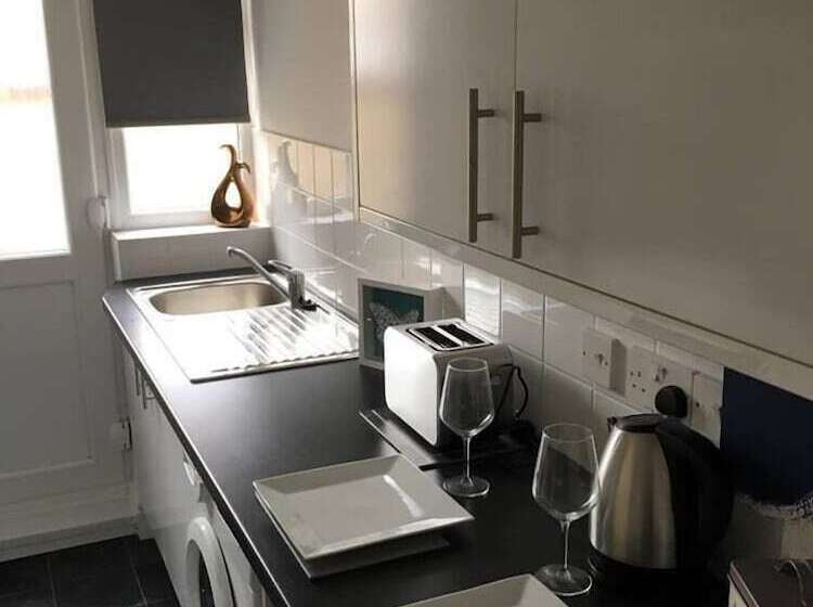 Townhouse @ Allen St Stoke