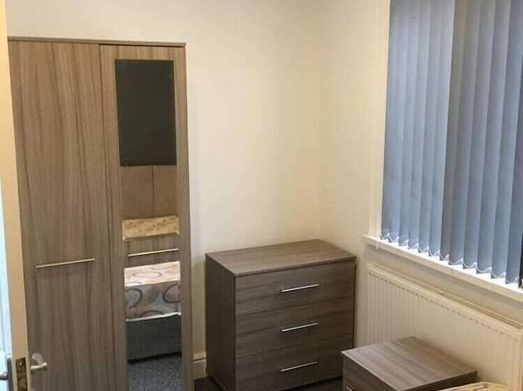 Townhouse @ Allen St Stoke