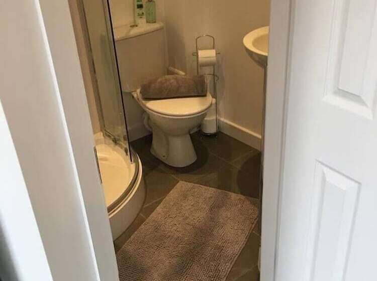 Townhouse @ Allen St Stoke