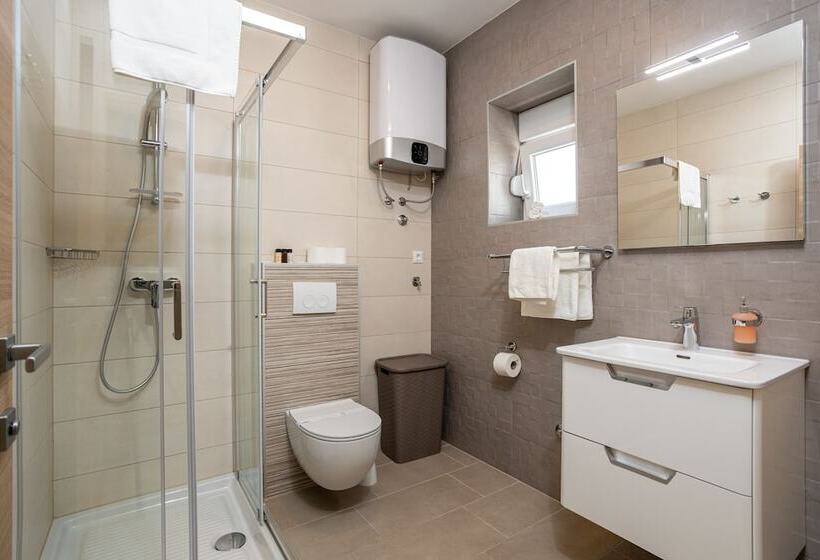 Vipo Prestige Apartments