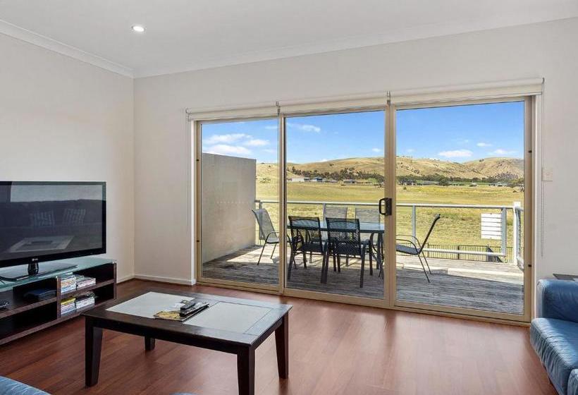 26 45 St Andrews Boulevard