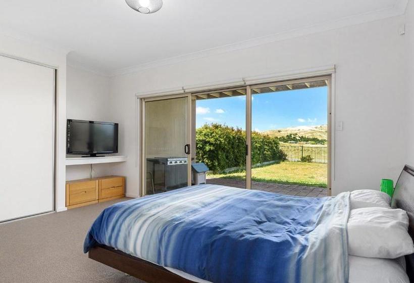 26 45 St Andrews Boulevard