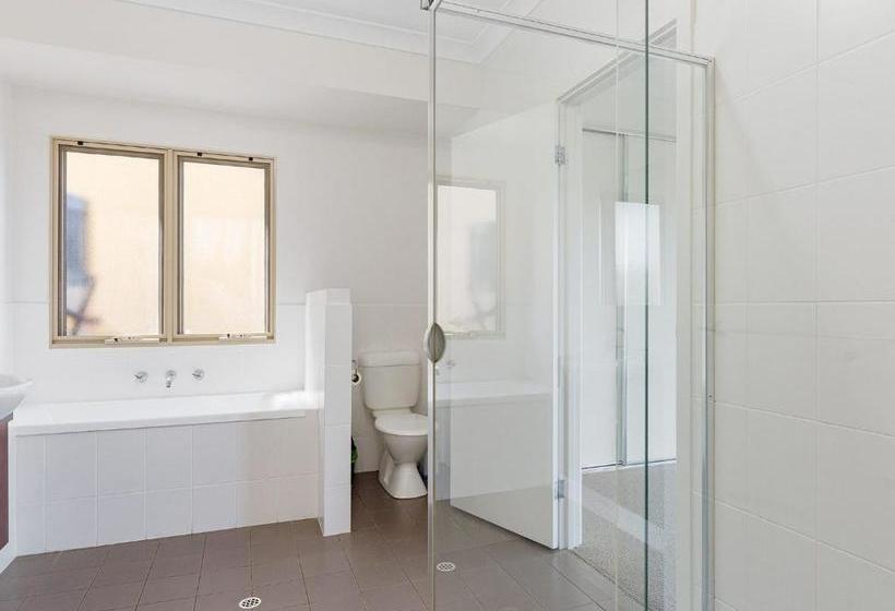 26 45 St Andrews Boulevard