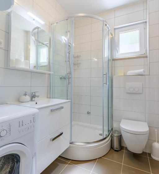 Apartments The Brothers