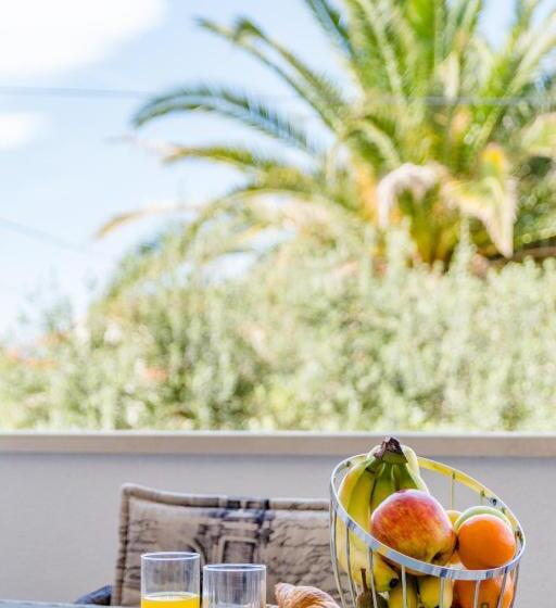 Apartments The Brothers