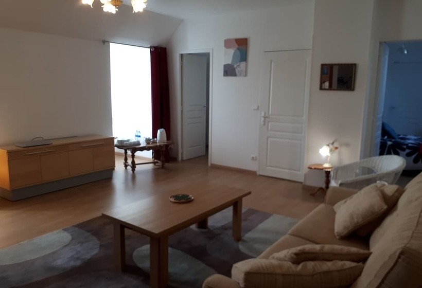 住宿加早餐  L Aur~élie