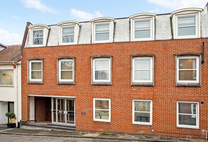 Flat 08 Westgate House