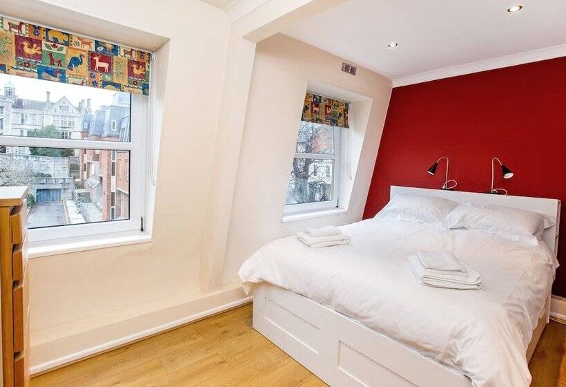 Flat 08 Westgate House