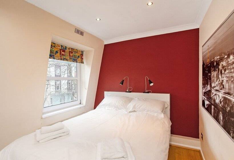 Flat 08 Westgate House