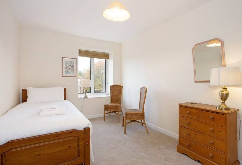 Flat 11 Cossack Lane House