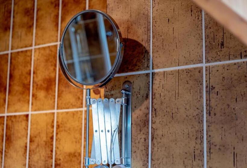 Helles Appartement Mit Eigenem Stellplatz