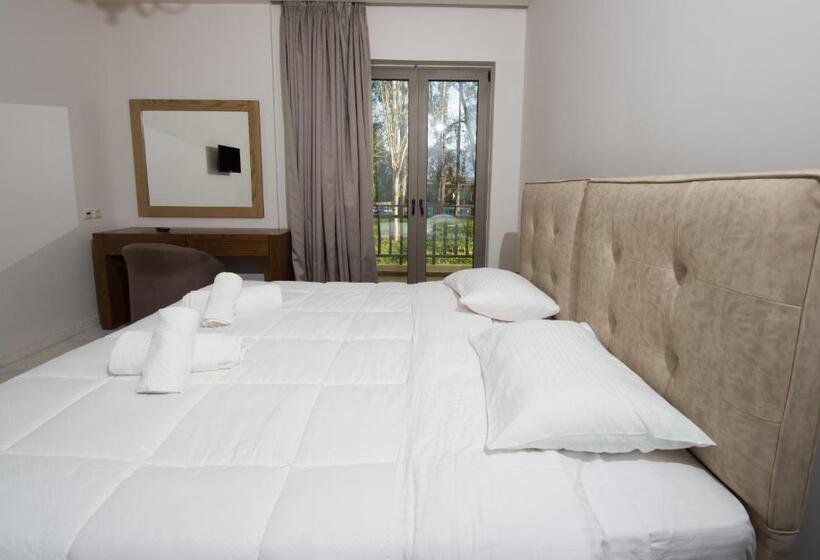 בית מלון כפרי Corali Resort