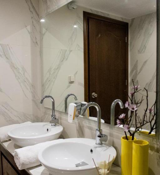 בית מלון כפרי Corali Resort