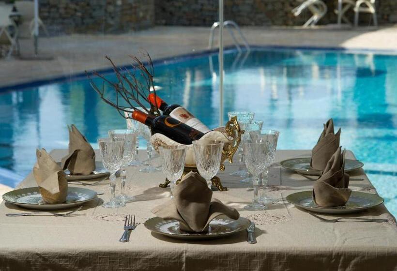 בית מלון כפרי Corali Resort