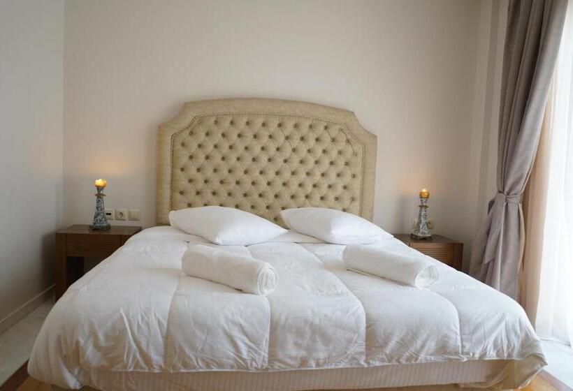 בית מלון כפרי Corali Resort