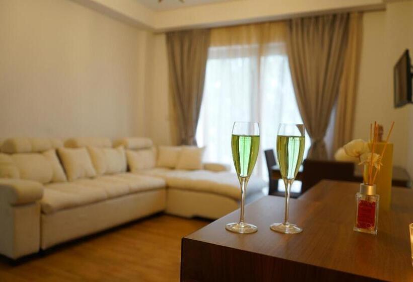 בית מלון כפרי Corali Resort