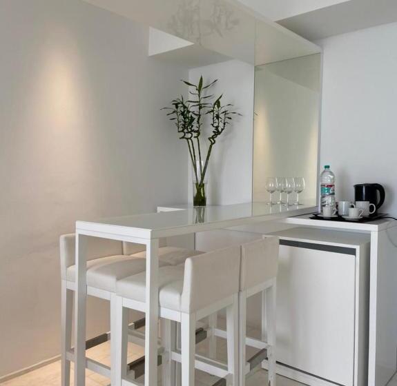 هتل La Tour Blanche