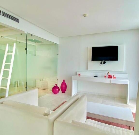 هتل La Tour Blanche