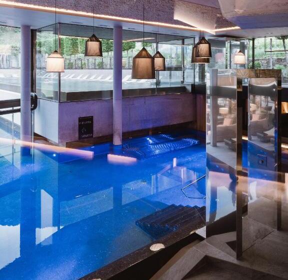 בית מלון כפרי Lindenhof Pure Luxury & Spa Dolcevita Resort