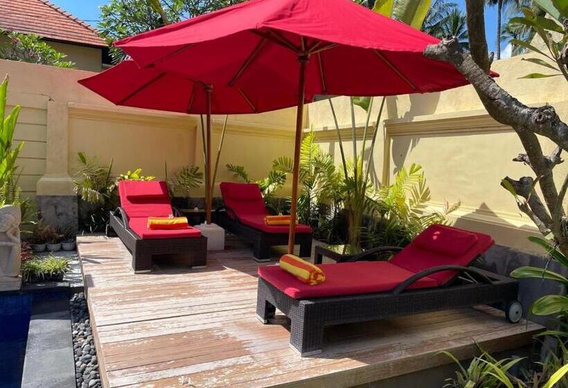 בית מלון כפרי Teluk Karang Dive & Spa Resort