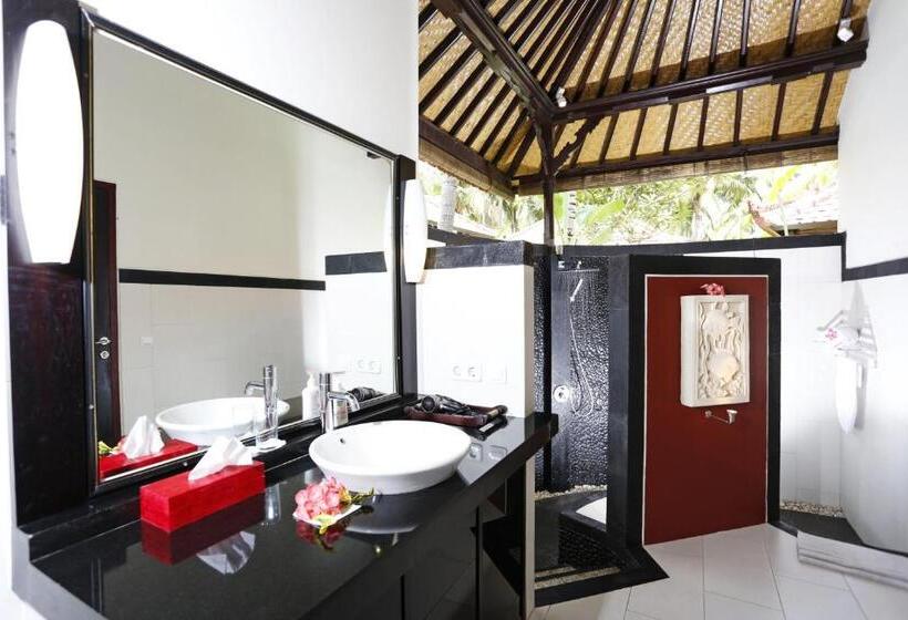 Отель Teluk Karang Dive & Spa Resort
