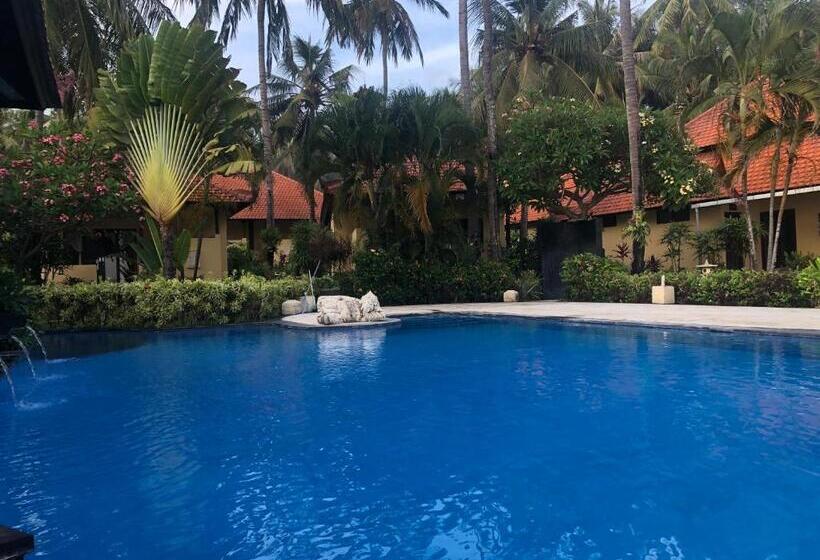 בית מלון כפרי Teluk Karang Dive & Spa Resort