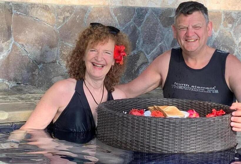 בית מלון כפרי Villa Alba Bali Dive Resort