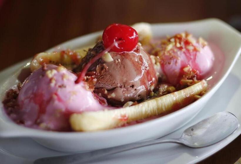 בית מלון כפרי Villa Alba Bali Dive Resort