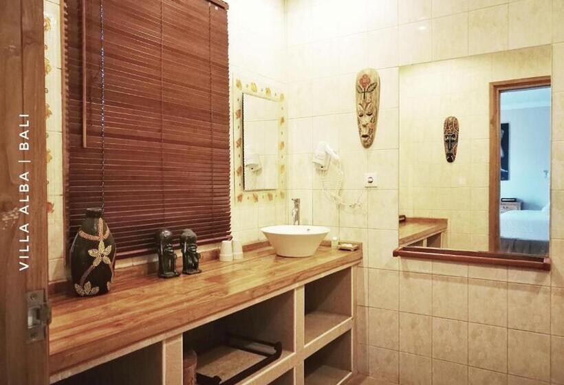 בית מלון כפרי Villa Alba Bali Dive Resort