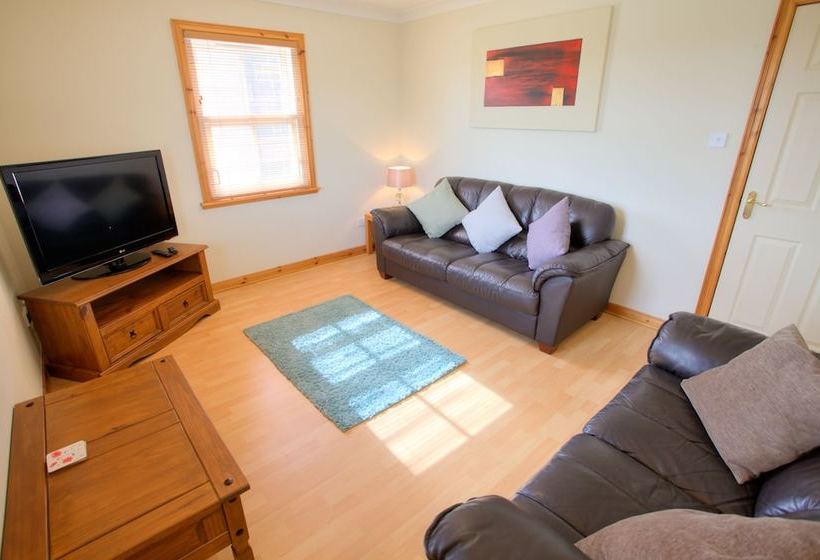 Knightsridge House Apartment