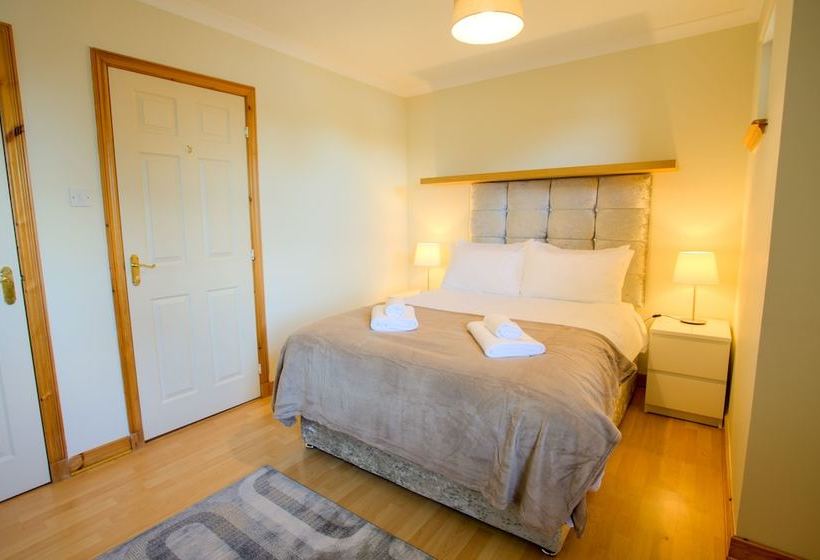 Knightsridge House Apartment