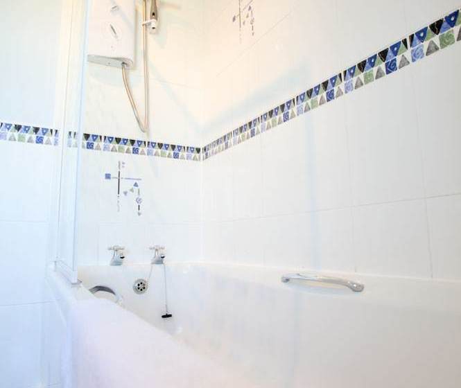 Knightsridge House Apartment