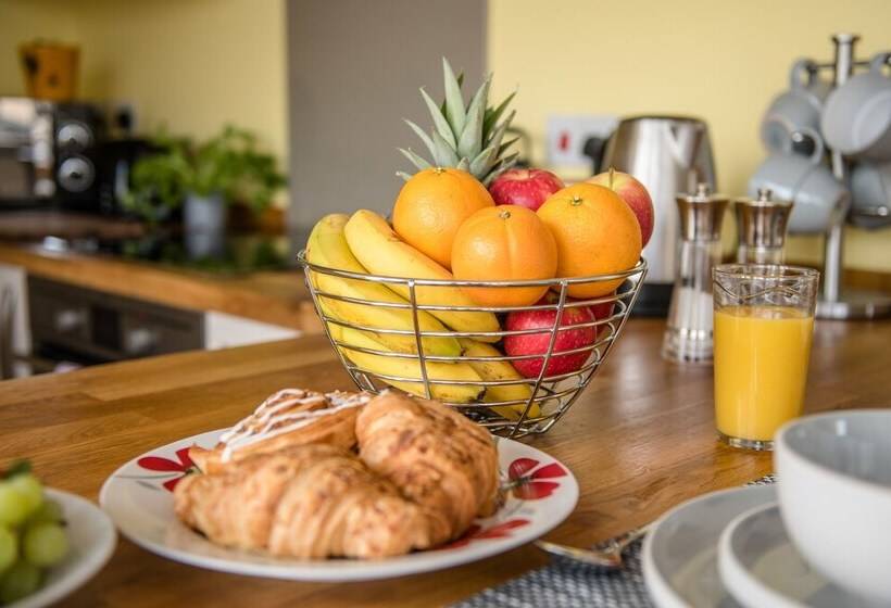 Luxurious Penthouse Heart Of Cambridge