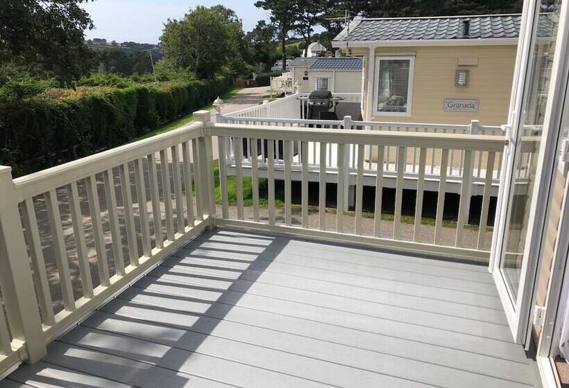 Newquay Blue Water Lodge