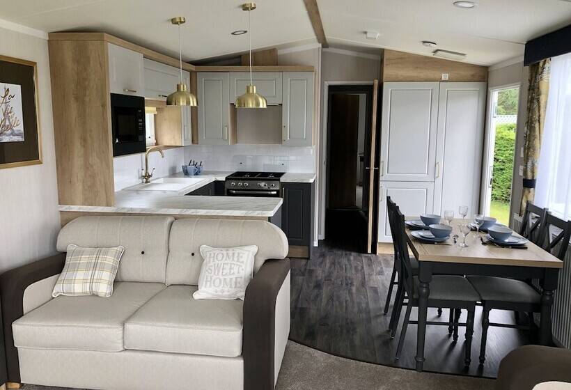 Newquay Blue Water Lodge