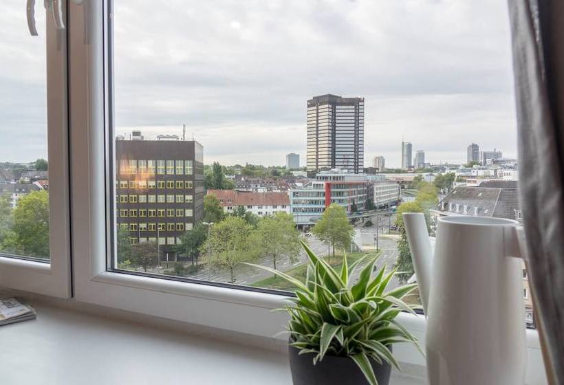 Business Apartment Mit Blick Auf Die Skyline Von Essen