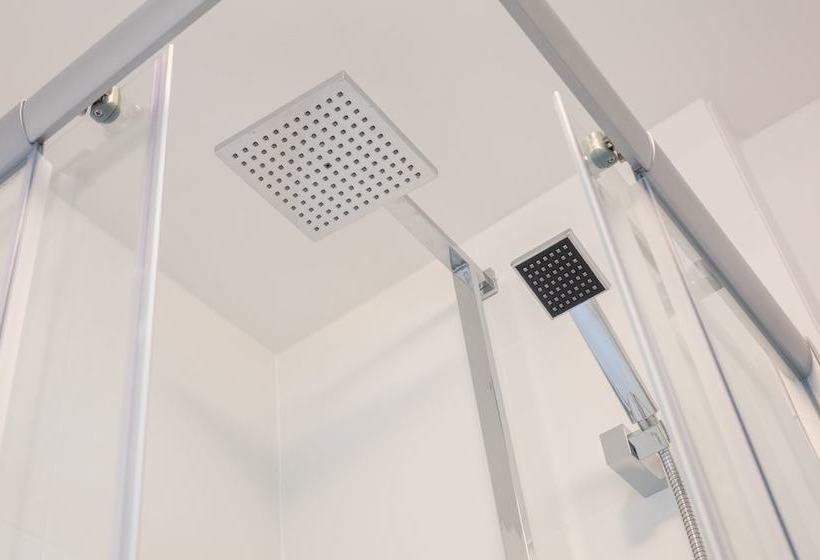 Business Apartment Mit Blick Auf Die Skyline Von Essen