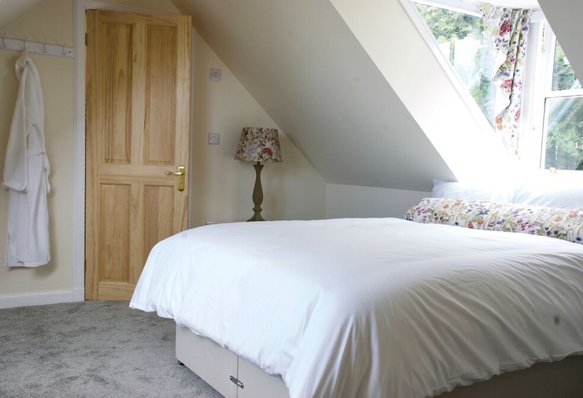 The Woodland Cottage