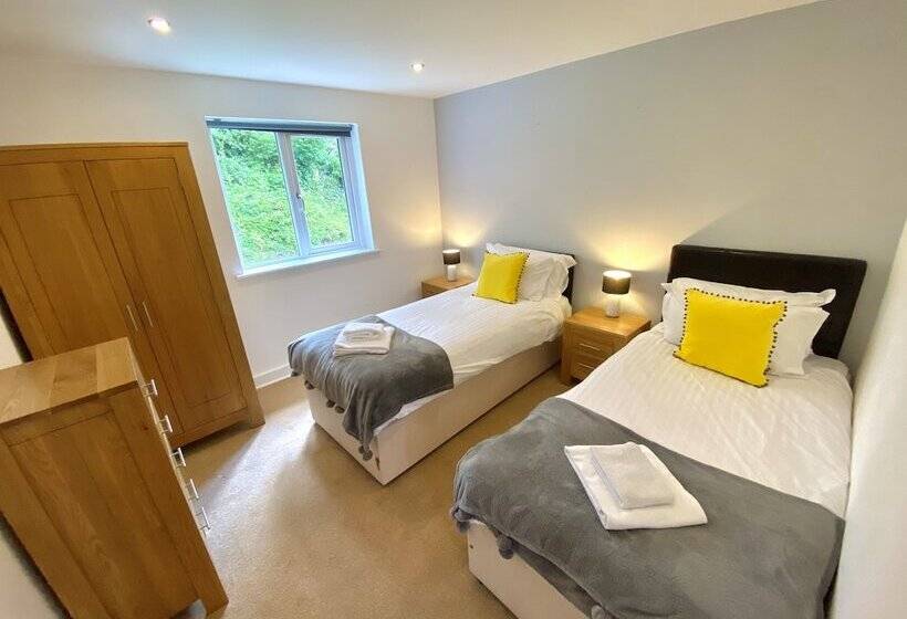 Trewhiddle Cottage 42