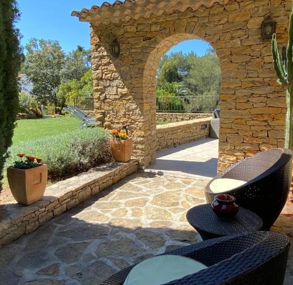 Une Pause En Provence