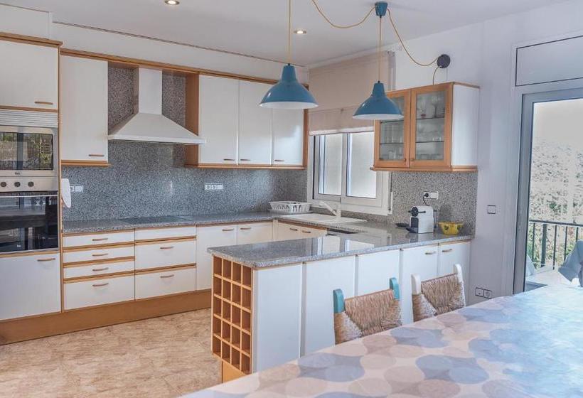 Hauzify I Villa Malvet