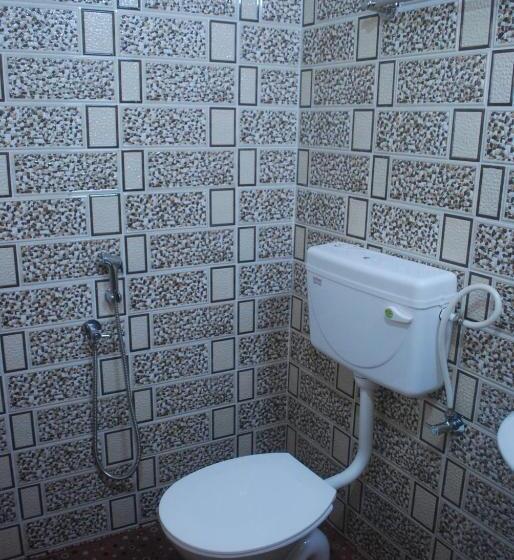 Отель Jebasakthy