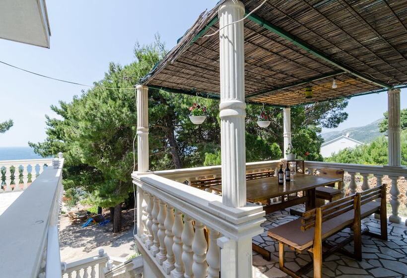 Apartments Villa Dingac   Borak
