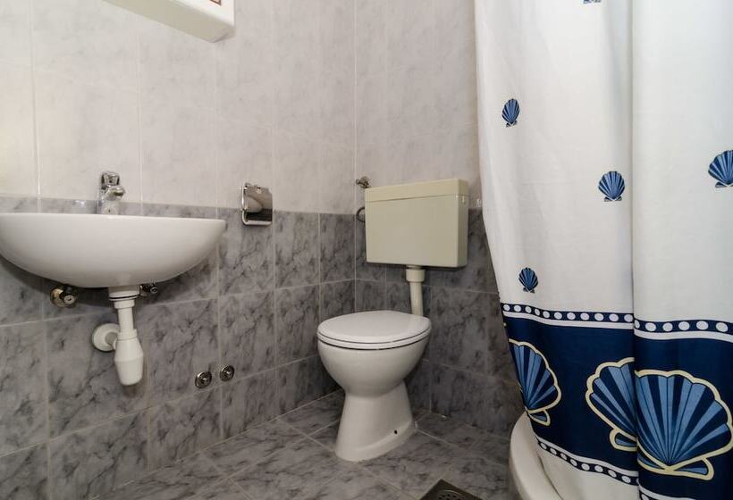 Apartments Villa Dingac   Borak