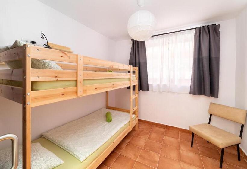 ベッドアンドブレックファースト Tabaiba Guesthouse