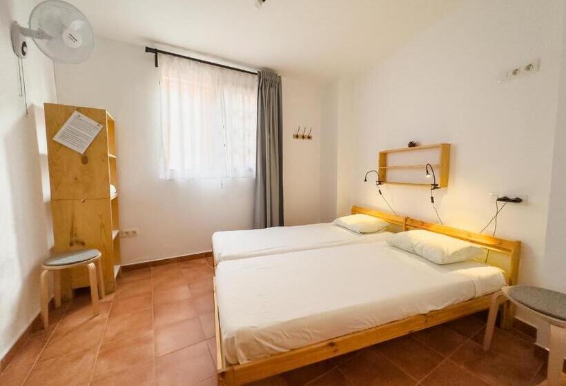 ベッドアンドブレックファースト Tabaiba Guesthouse